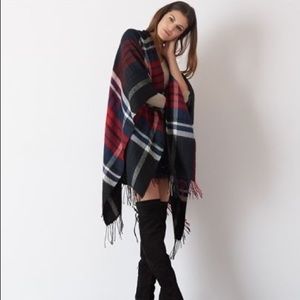 Dynamite Plaid Cape